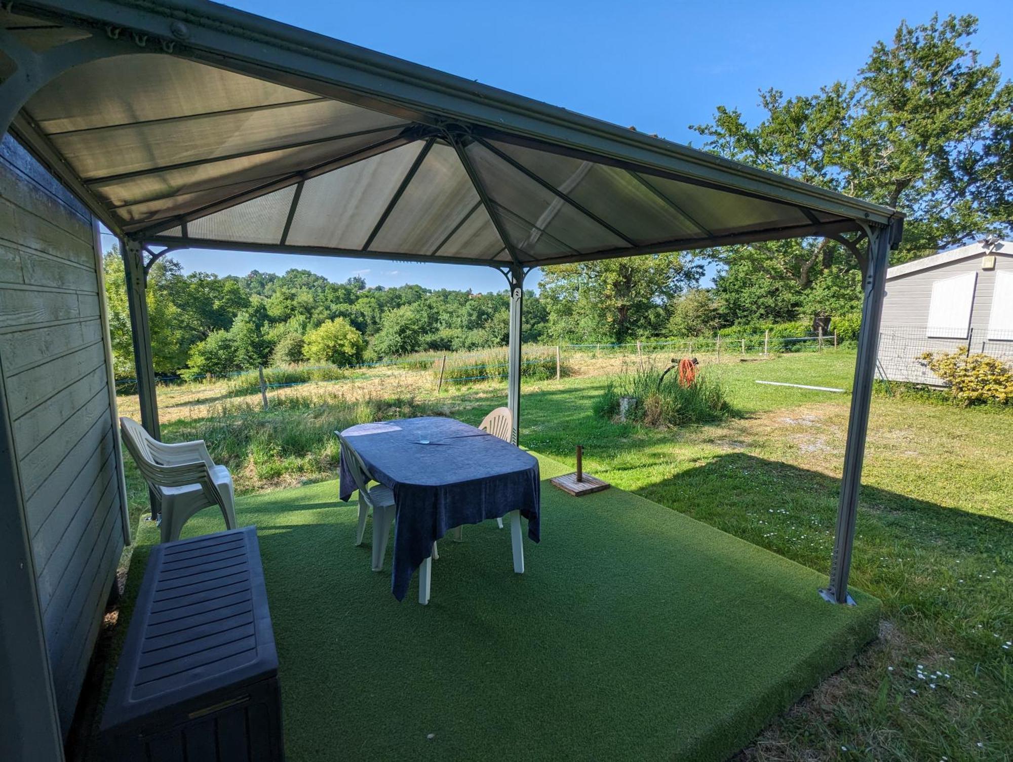 Couette Et Tartinettes Hotell Bretagne-d'Armagnac Eksteriør bilde